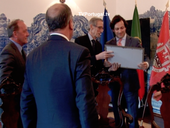 Atribuição do Certificado pela APCER, Cascais Ambiente, Sistemas de Gestão Integrados, Luís Capão, Câmara de Cascais, Carlos Carreiras, Cascais, Televisão