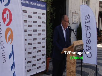 Apresentação Pública dos Novos Veículos da Scotturb, Carlos Carreiras, Largo 5 de Outubro, Cascais, Portugal, Reportagem, Televisão