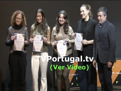 "Mais uma vez estivemos aqui a proceder à entrega das Bolsas de Mérito aos alunos que terminaram com média de 17. Este ano tivemos um maior número de alunos o que para nós é gratificante, é um orgulho, de facto temos uma Freguesia cheia de talento, e esta Bolsa é uma forma da Junta de Freguesia premiar os nossos Jovens e incentivá-los ainda a trabalharem mais." José Filipe Ribeiro, Presidente da Junta de Freguesia de Alcabideche. Reportagem, Imagem e Edição - António Assunção 2026 01 30